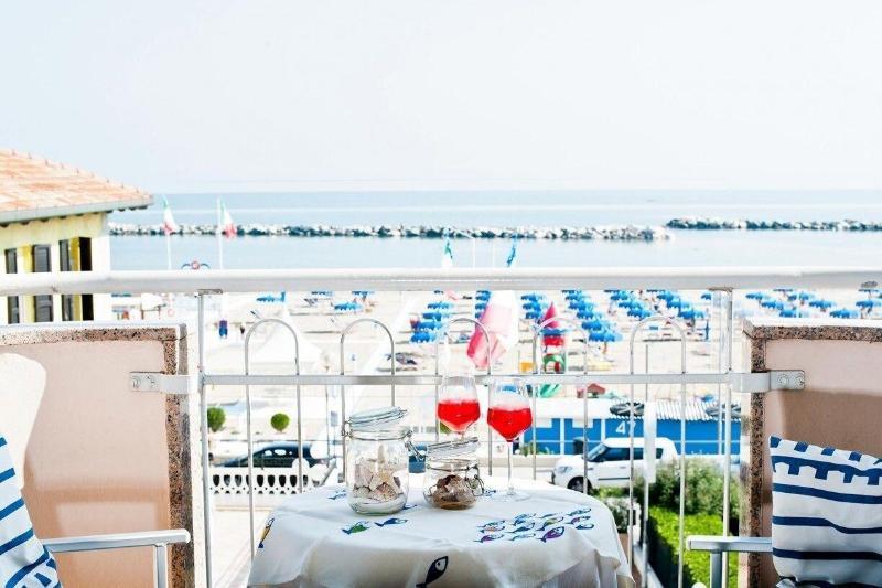 Hotel Alsen Rimini Ngoại thất bức ảnh